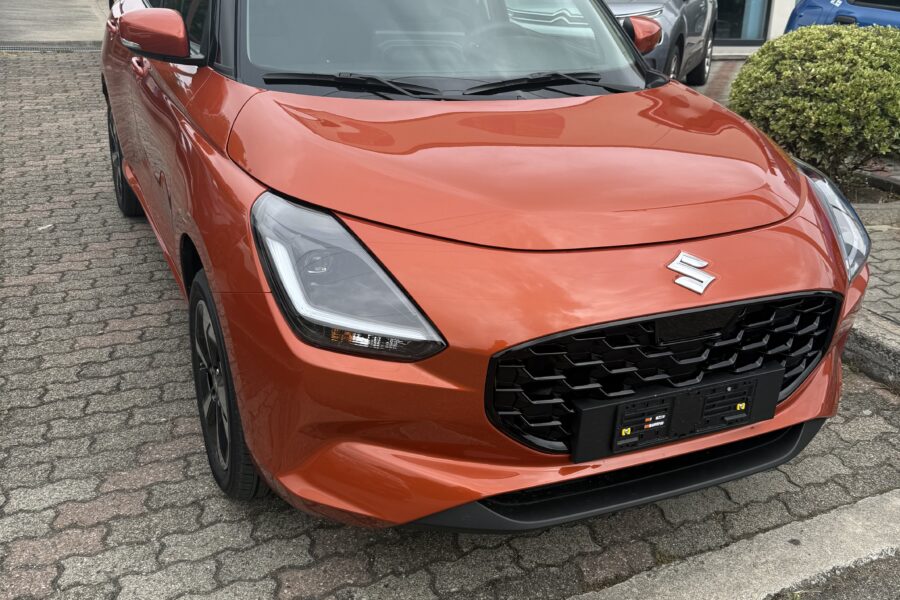 SUZUKI SWIFT HIBRYD 4X4